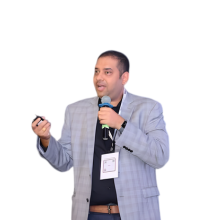 Yashaswi Mudumbai Senior Director – Solution Engineering JFrog